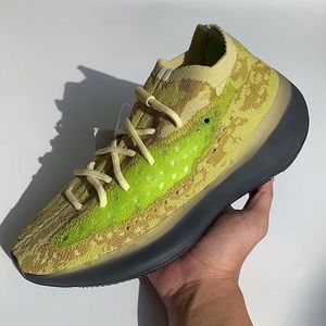 Yeezy Boost 380 Hylte SIZE:8